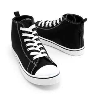 NWOT Canvas High Top Sneakers Sz 9